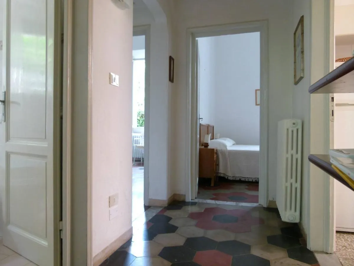 Holiday home Casa Santucci Villa Forte dei Marmi Italy